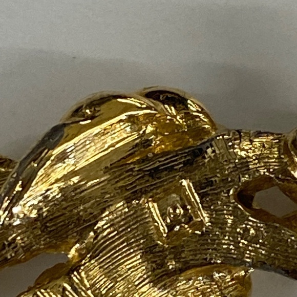 CZECH Art Deco Filigree Brooch – Opalescent Blue Glass | Wedding Something Blue - Picture 10 of 16